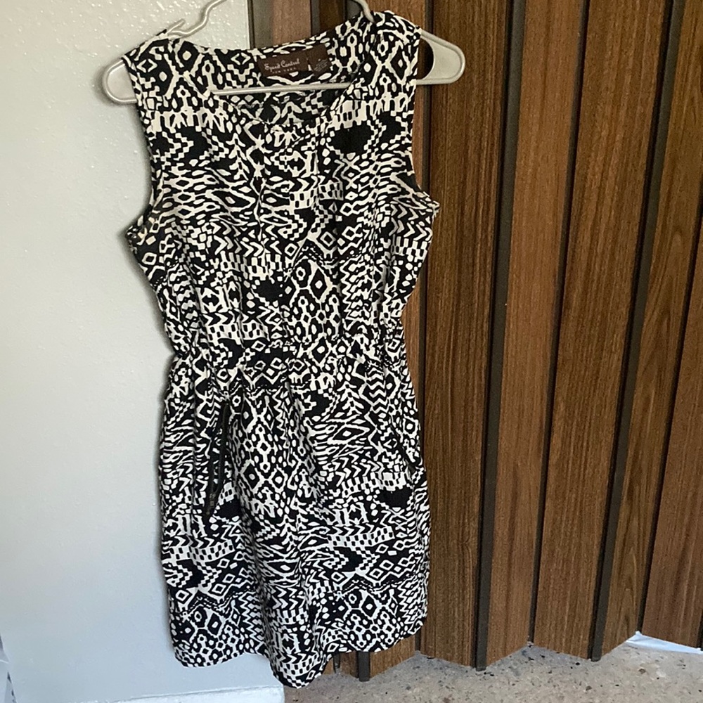 Black and White Printed Dress